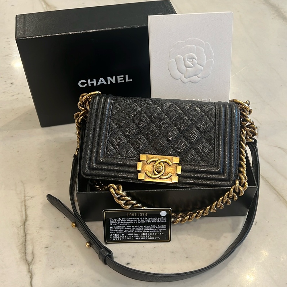 CHANEL Black Quilted Leather Boy Bag with Gold Hardware - Picture 2 of 15